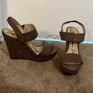 Brown Wedges